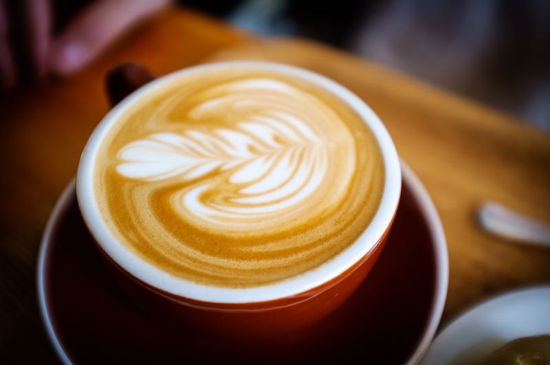 Ozdobte si kávu vzormi pomocou šablóny foto: pixabay