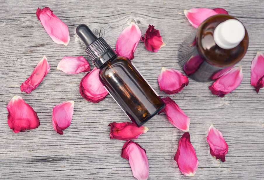 Výťažky z ruže patria k účinným zložkám kozmetiky foto: pixabay